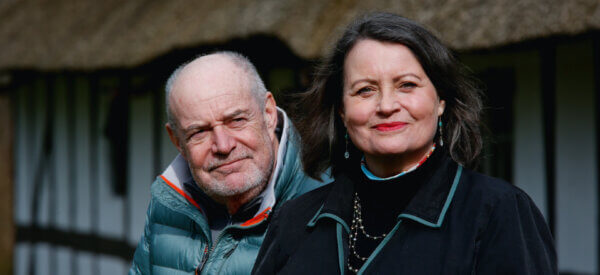 Bortset fra et kort brud i 80'erne har Lasse & Mathilde arbejdet og levet sammen i over 40 år