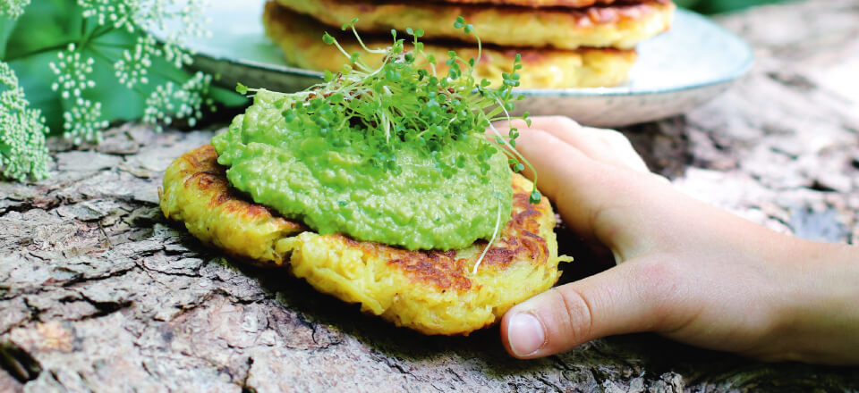 Kartoffelpandekager med ærtemos